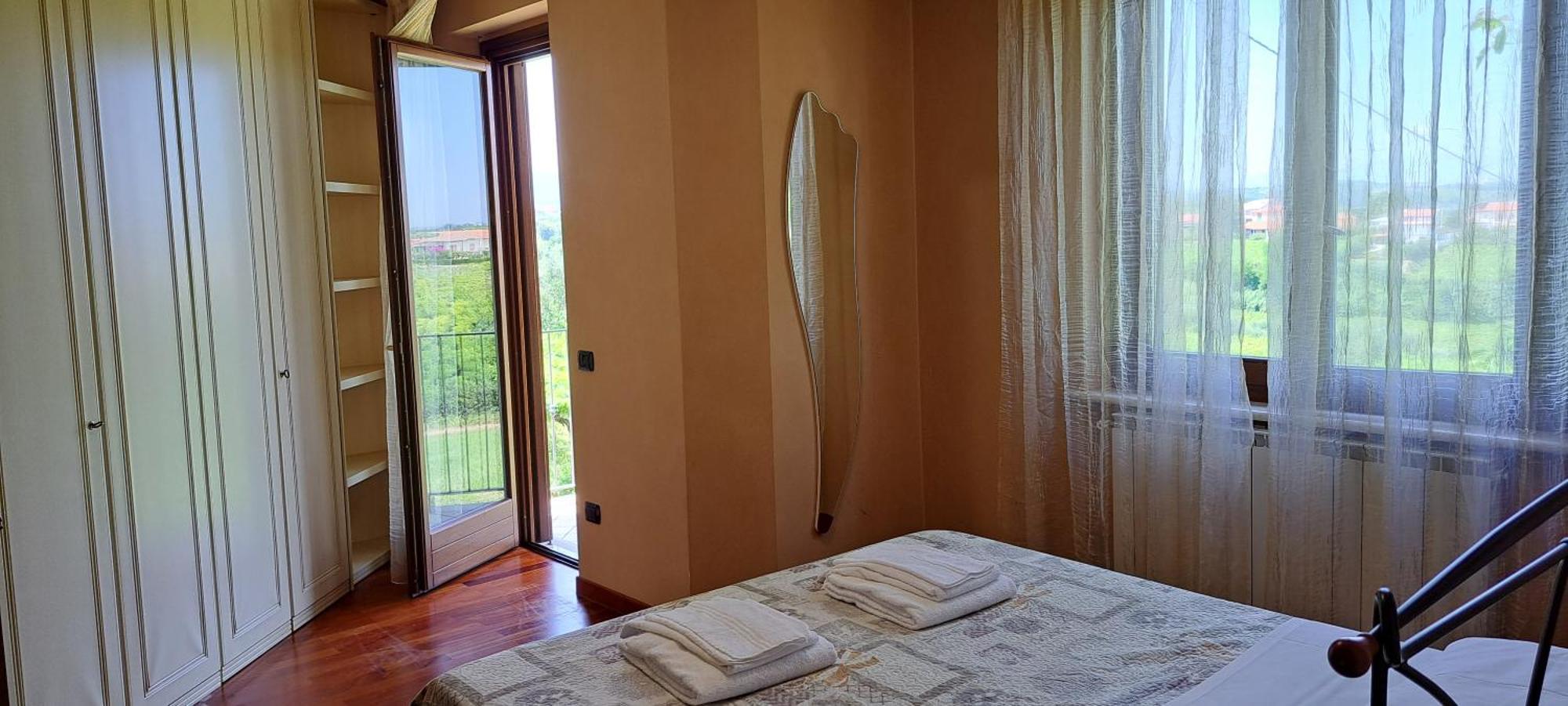 B & B Le Tre Rose Tollo Bagian luar foto