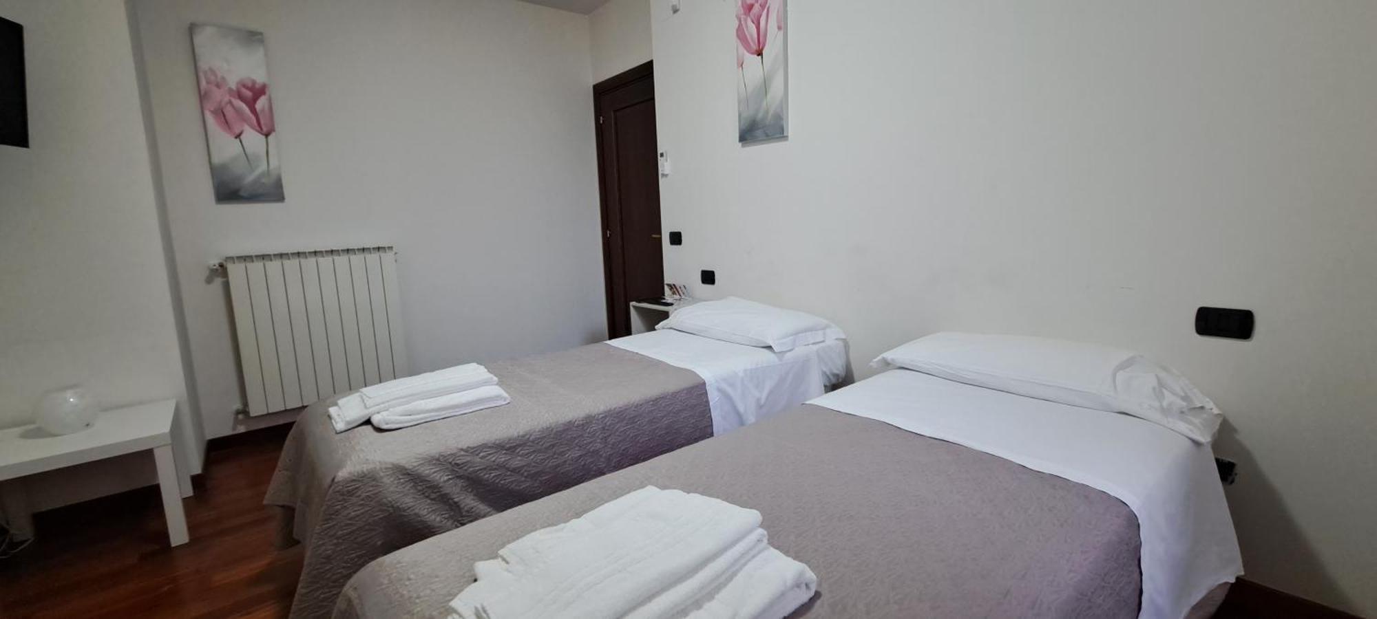 B & B Le Tre Rose Tollo Bagian luar foto