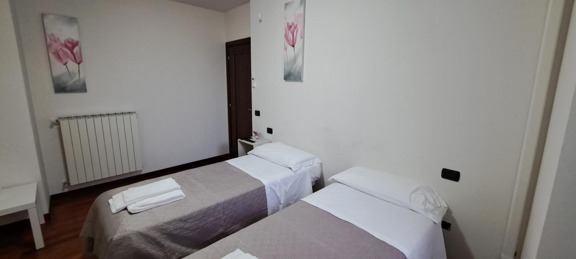 B & B Le Tre Rose Tollo Bagian luar foto